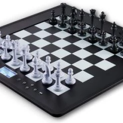 Millennium 2000 Millenium The King Competition Schaakcomputer