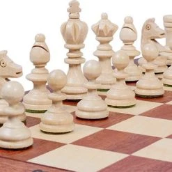 Chess The Game - Klassiek Schaakspel - Middelgroot Klassiek Houten Schaakbord Met Schaakstukken -spellen-voor-volwassenen Verkoopwinkel 550x306 1