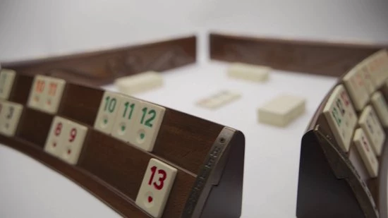 Helena Wood Art Handgemaakte Ovale Rummy Speelset - Okey - Luxe Uitgave - Inclusief Tas - Rummi 2 Helena Wood Art Handgemaakte Ovale Rummy Speelset - Okey - Luxe Uitgave - Inclusief Tas - Rummi - Afbeelding 2