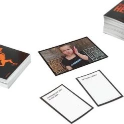 Hasbro - Raising Hell - Kaartspel - Party Spel 6 Hasbro - Raising Hell - Kaartspel - Party Spel -spellen-voor-volwassenen Verkoopwinkel 550x310 4