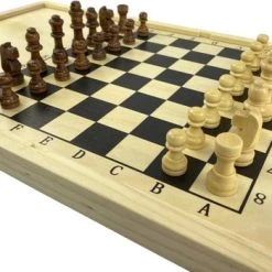 Puck Battle Bordspel Van WDMT | 30 X 60 X 3 Cm | Houten Bordspel | Inclusief Schaakspel | Sjoel Battle | Slingpuck Game | Snelheidsspel | Drank Spel 2 Personen 9 Puck Battle Bordspel Van WDMT | 30 X 60 X 3 Cm | Houten Bordspel | Inclusief Schaakspel | Sjoel Battle | Slingpuck Game | Snelheidsspel | Drank Spel 2 Personen -spellen-voor-volwassenen Verkoopwinkel 550x350 3