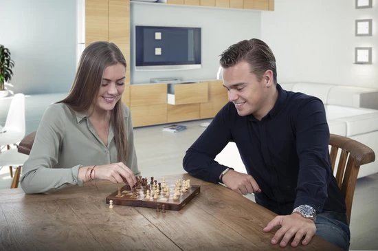 Longfield Schaakset Magnetisch/Opklapbaar - 13 X 25 Cm 3 Longfield Schaakset Magnetisch/Opklapbaar - 13 X 25 Cm - Afbeelding 3