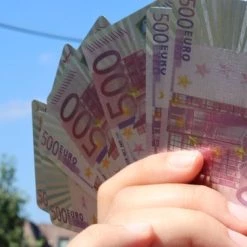 Merkloos Luxe Speelkaarten - 1x 54 Kaarten - Poker - Speelkaarten - Blackjack - Met Bewaardoos - Glitter - Goud -spellen-voor-volwassenen Verkoopwinkel 550x366 105