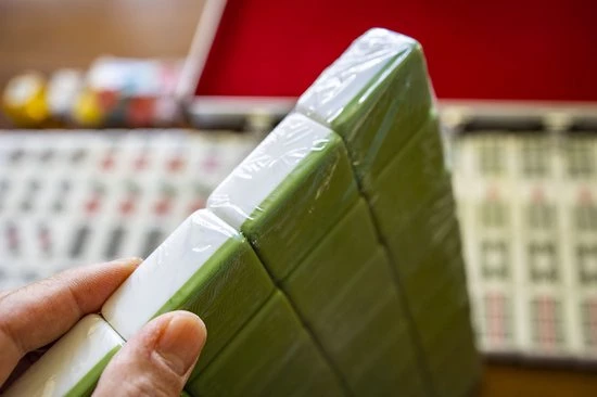 Merkloos Professioneel 42mm XXL Competitie Kwaliteit Mahjong Acryl Majiang Met Aluminium Doos 8 Merkloos Professioneel 42mm XXL Competitie Kwaliteit Mahjong Acryl Majiang Met Aluminium Doos - Afbeelding 8