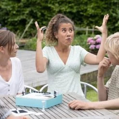 Bezzerwizzer HINT - Bordspel - NL 17 Bezzerwizzer HINT - Bordspel - NL -spellen-voor-volwassenen Verkoopwinkel 550x366 97