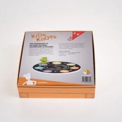 KidsKoots Kids Koots Kist - Educatieve Spellen - Kindercoaching - Kwaliteitenspel Kaartspel - Coaching Methode In Spelvorm - Bordspel Kinderen - Coachkaarten - Associatiekaarten -spellen-voor-volwassenen Verkoopwinkel 550x376 3