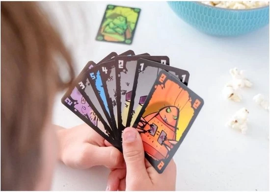 999 Games Spellenbundel - Kaartspel - 2 Stuks - Vlotte Geesten & Valse Motten 9 999 Games Spellenbundel - Kaartspel - 2 Stuks - Vlotte Geesten & Valse Motten - Afbeelding 9