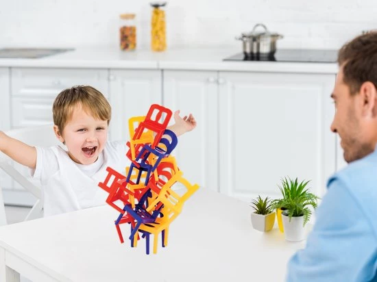 Grafix Balans Stoelen | Reisspel | Kan Jij De Volgende Stoel Plaatsen | Pocket Game | Houd Je Zenuwen In Bedwang | Actiespel | Schoencadeautjes 3 Grafix Balans Stoelen | Reisspel | Kan Jij De Volgende Stoel Plaatsen | Pocket Game | Houd Je Zenuwen In Bedwang | Actiespel | Schoencadeautjes - Afbeelding 3