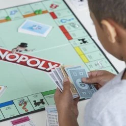 Monopoly Classic - Bordspel -spellen-voor-volwassenen Verkoopwinkel 550x550 294