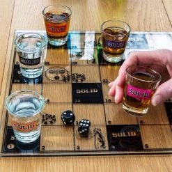 #Winning - Snakes And Bladdered - Drinkspel - Shotjes - Dobbelen