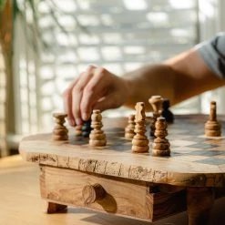 Schaakset Olijfolie & Honing Met Laden - Schaakspel - Schaakstukken - Schaakbord - Schaken - Bordspel - Handgemaakt - Cadeau - Kado - Hout - Zwart - Volwassenen & Kinderen - 55 X 55 X 10 Cm -spellen-voor-volwassenen Verkoopwinkel 550x825 9